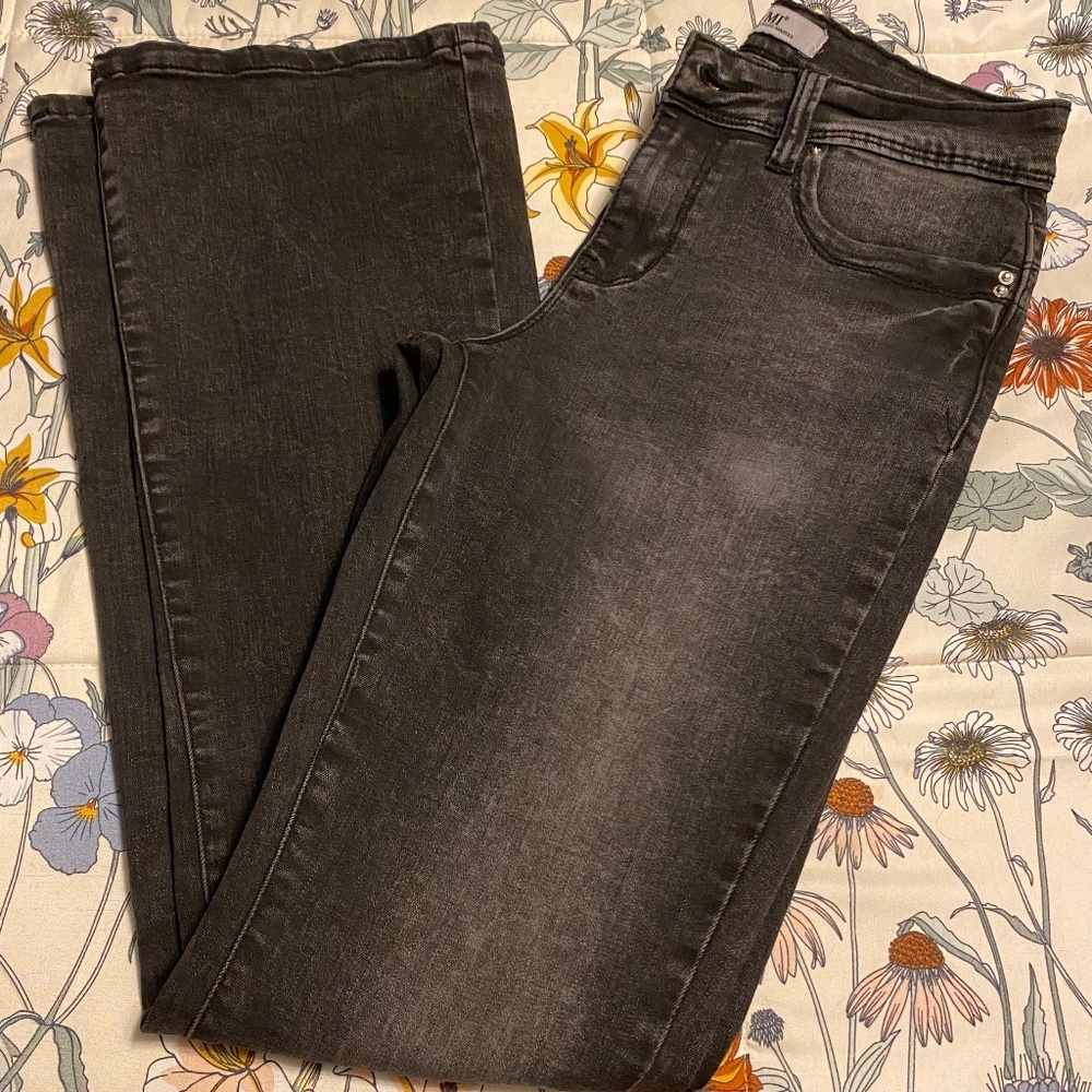 Black Stone Wash Bootcut Mid Rise YMI Jeans Sz 7/28 EUC